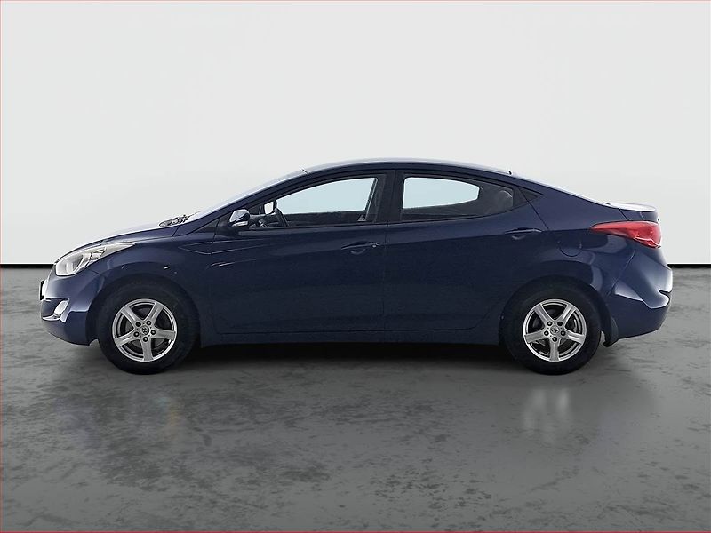 Hyundai Elantra (2012) 1.6, Tempomat, Park. senzory - fotka 3 z 20