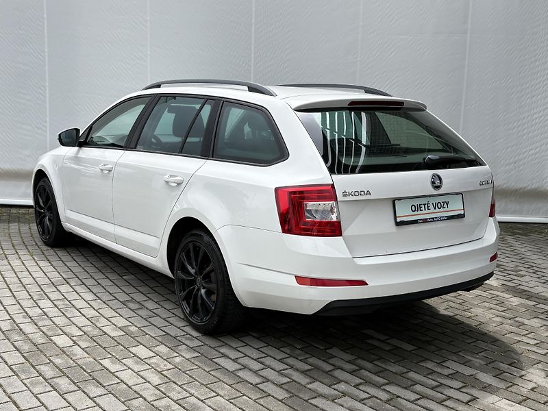 Škoda Octavia Combi 1.6 TDI ACTIVE Plus  81 - fotka 8 z 25