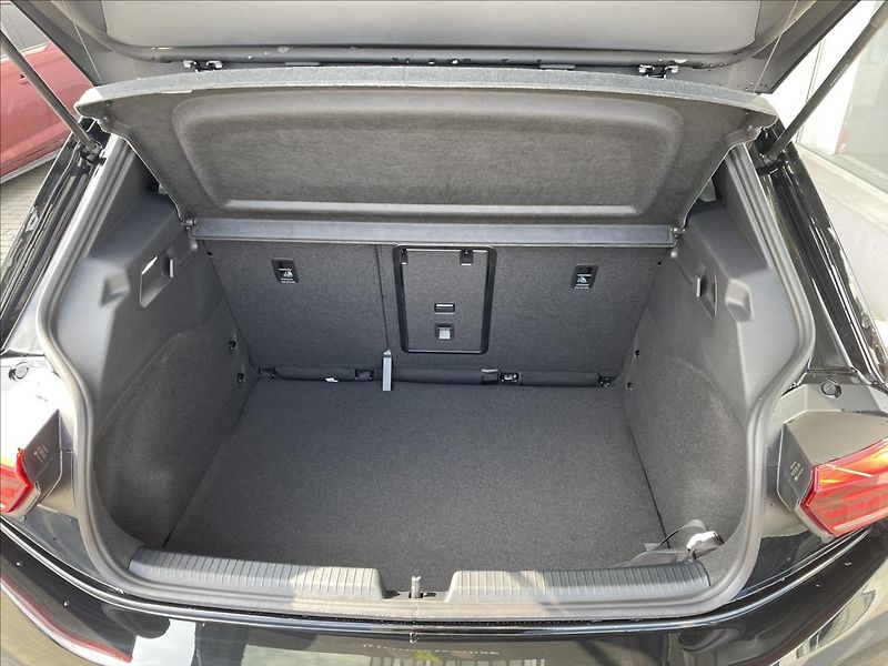 Volkswagen ID.3 (2025) 52 kW  Pure People 125 kW - fotka 17 z 17