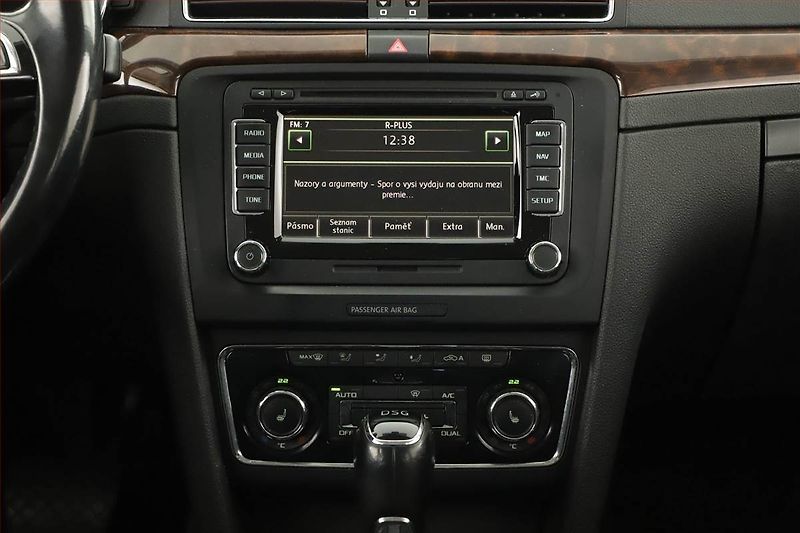 Škoda Superb (2014) Elegance 2.0 TDI, Automat - fotka 9 z 16