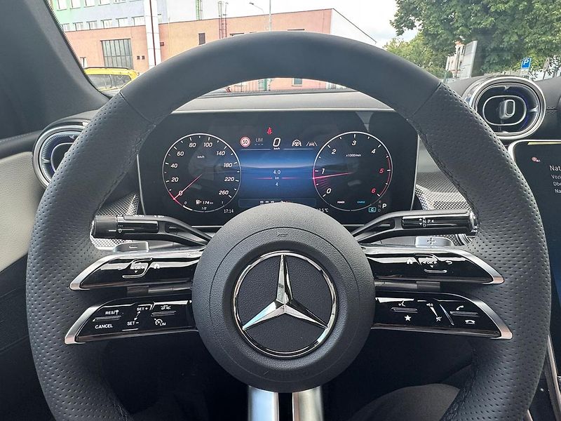 Mercedes-Benz GLC (2025) 220 d 4MATIC kupé - fotka 15 z 36