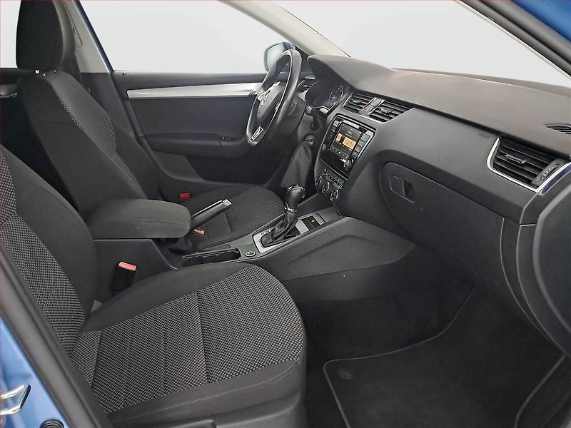 Škoda Octavia (2016) 2.0 TDI, Automat, Navi - fotka 9 z 20