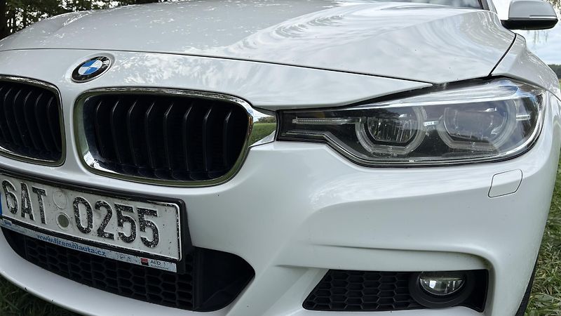 BMW Řada 3 (2018) - fotka 8 z 22
