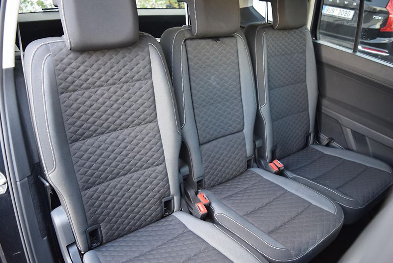 Volkswagen Touran (2018) 1.5TSI 110kw ED. JOIN LED NAVI - fotka 41 z 44