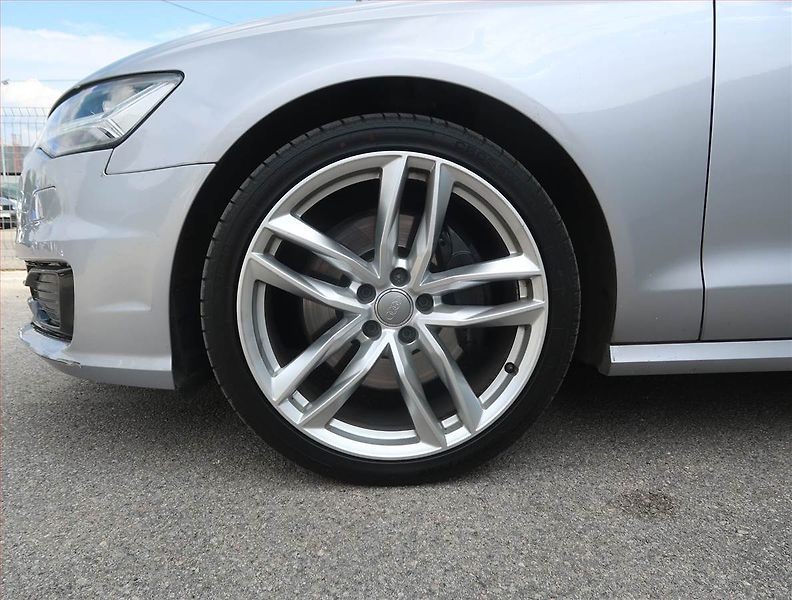Audi A6 (2015) 3.0 TDI, 4X4, Automat - fotka 15 z 22