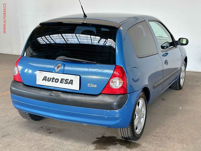 Renault Clio (2003) 1.4i, 1.maj, AC, el. výbava - fotka 4 z 14