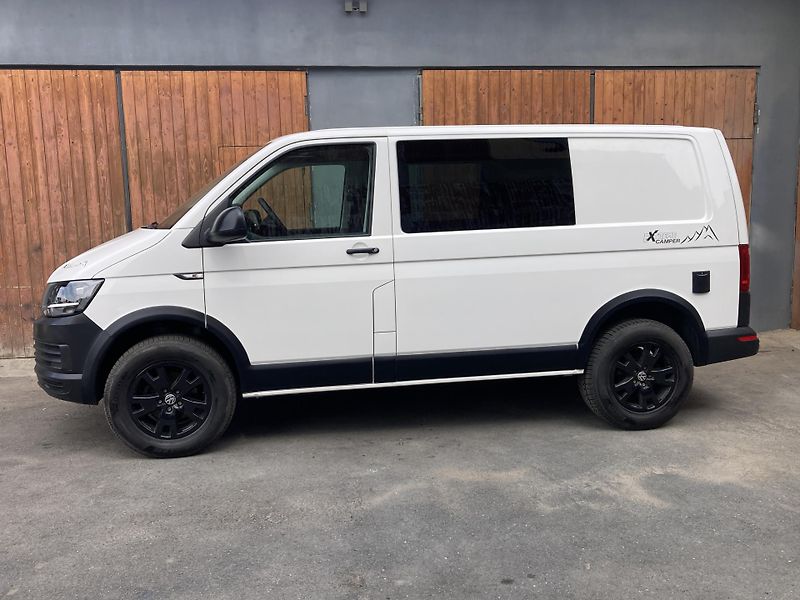 Volkswagen T6 (2017) 2.0TDi 4MOTION  California  - fotka 1 z 33