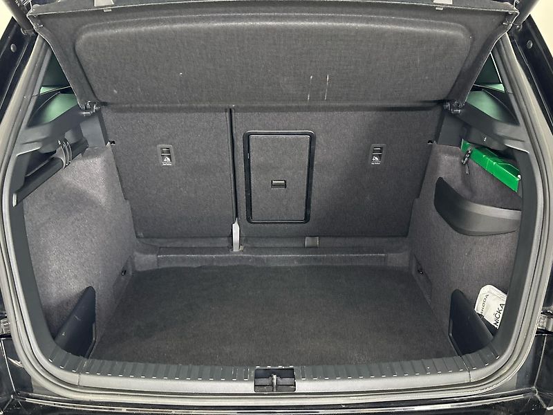 Škoda Karoq Sportline - fotka 10 z 30