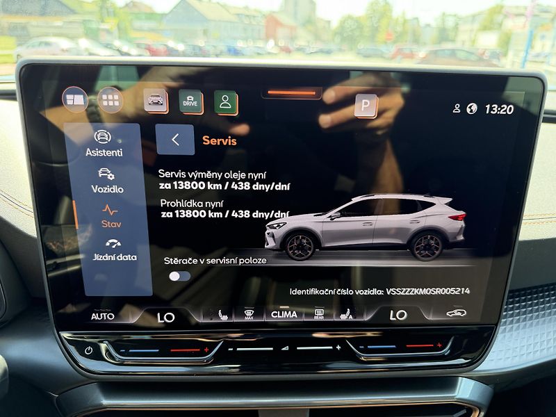 Cupra Formentor 1,5 eTSi/110kW - DSG - fotka 39 z 92