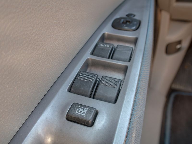 Mazda 2 (2005) 1.25i 55KW – KLIMA - fotka 19 z 30