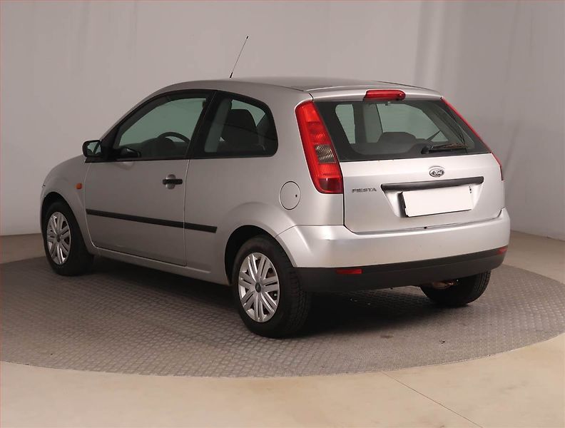 Ford Fiesta (2005) 1.3 i, nová STK, jezdí výborně - fotka 4 z 13