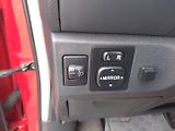Toyota Yaris (2008) 1.3 i KLIMA ČR - náhled 12
