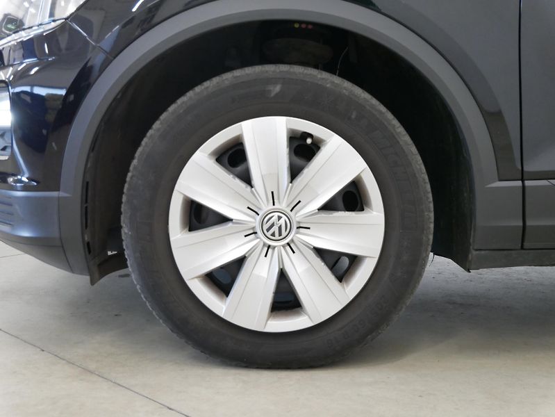 Volkswagen T-Roc - fotka 10 z 24