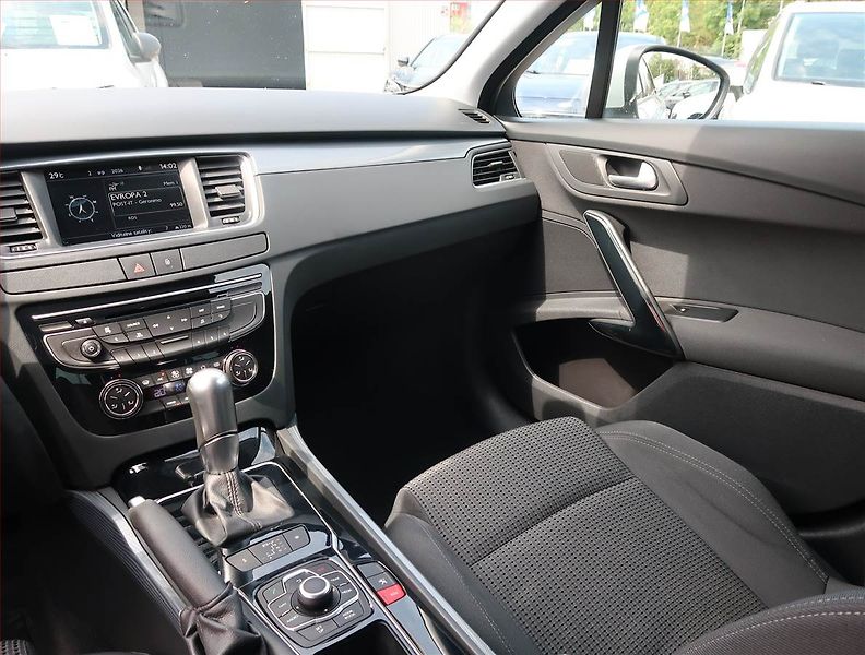 Peugeot 508 (2014) 2.0 HDi, Automat, Navi - fotka 8 z 22