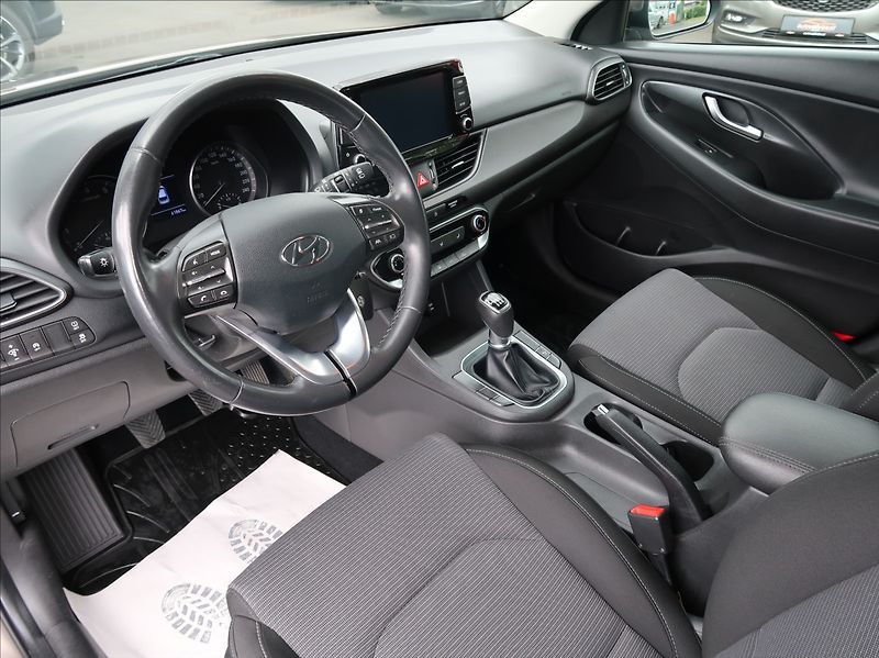 Hyundai i30 1,0 T-GDi,88kW,Comfort,NovéČR - fotka 9 z 28