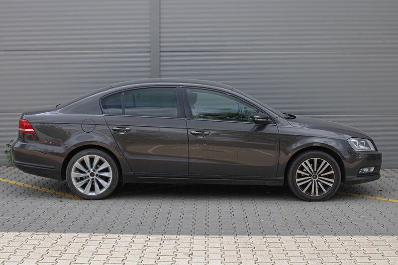 Volkswagen Passat - fotka 4 z 27