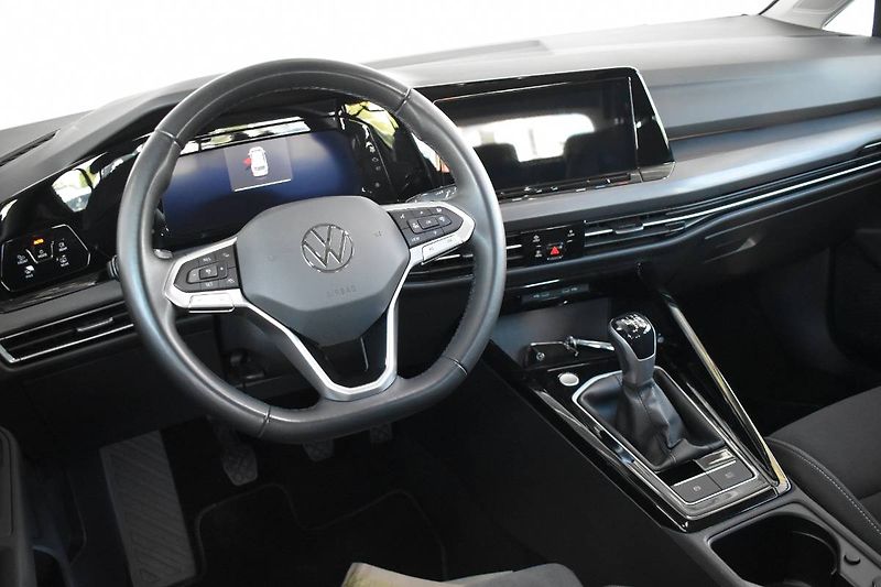 Volkswagen Golf Variant (2023) 1.5TSI 96kW Style,Manuál - fotka 5 z 26