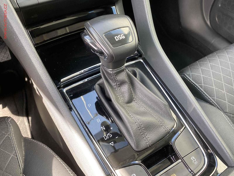 Škoda Kodiaq (2019) 1.5 TSi, Style, DSG, Webasto - fotka 17 z 22