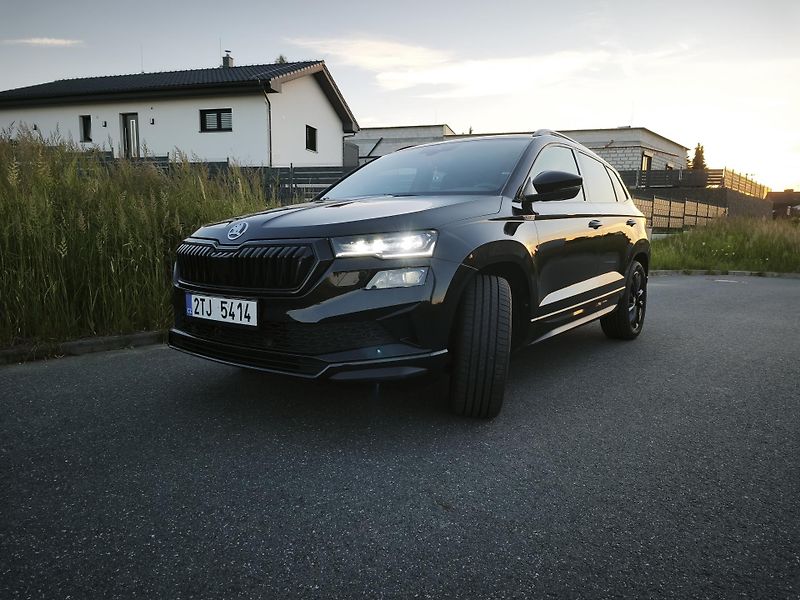 Škoda Karoq (2023) S-line 2.0 TSI 140 kW 4x4 DSG - fotka 9 z 27