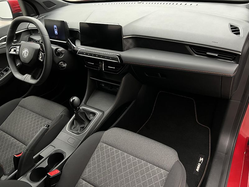 MG MG3 1.5 ICE EXCITE CZ 1.maj. - fotka 20 z 38
