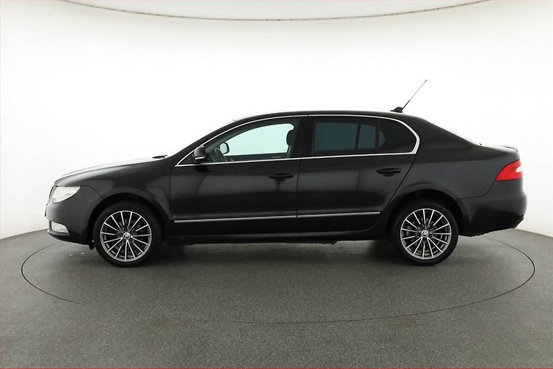 Škoda Superb (2009) 2.0 TDI, Automat, po STK - fotka 3 z 18