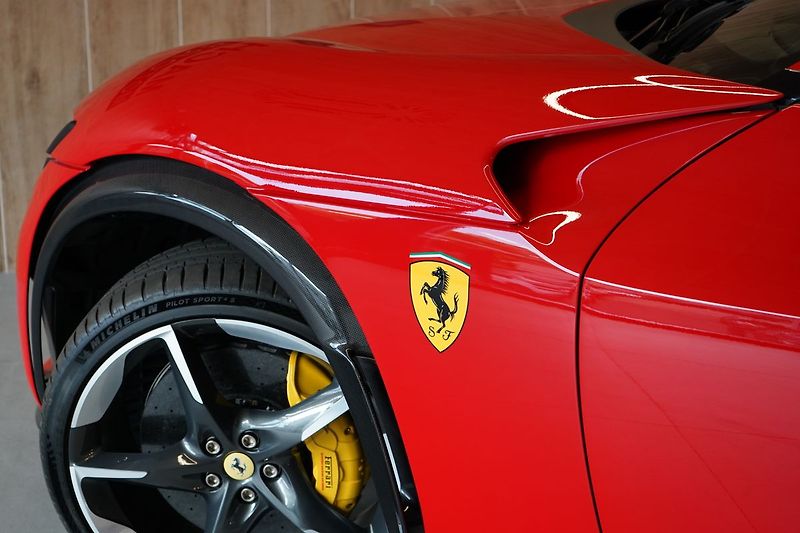 Ferrari Purosangue Lift, Karbon, Pano, Masáž - fotka 17 z 50