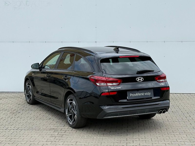 Hyundai i30 1.5 T-GDI MHEV DCT N-Line - fotka 7 z 29