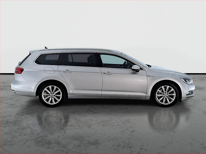 Volkswagen Passat (2017) Highline 2.0 BiTDI, 4X4 - fotka 6 z 19
