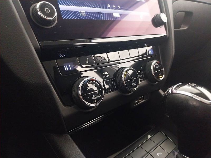 Škoda Octavia (2020) Style 1.5 TSI, Automat - fotka 16 z 22