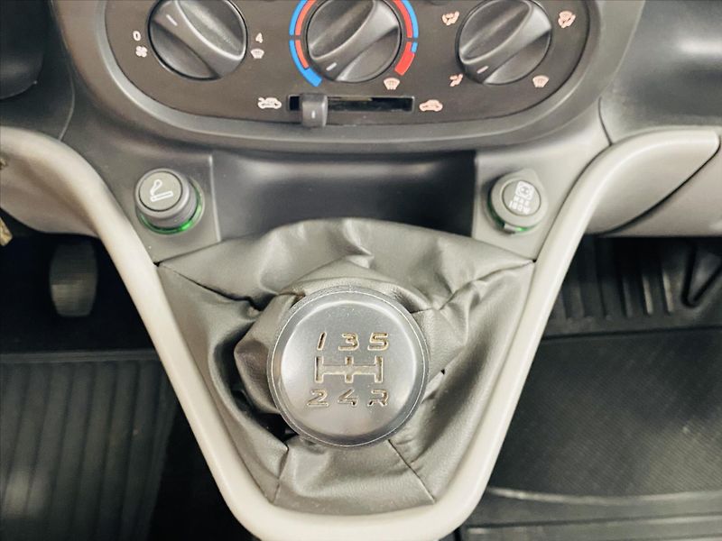 Fiat Dobló 1,4 i 57 kW - fotka 12 z 17