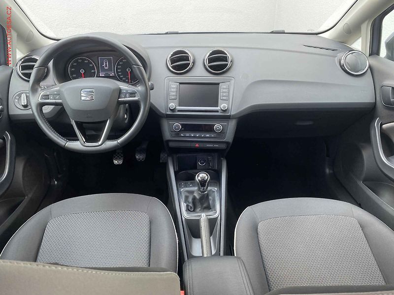 Seat Ibiza (2015) 1.2 TSi, Style, bixen, navi - fotka 8 z 15