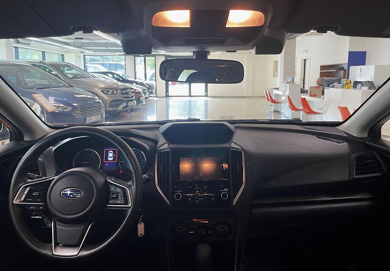 Subaru XV 1.6i ACTIVE CVT, ČR, 1.MAJ - fotka 13 z 24