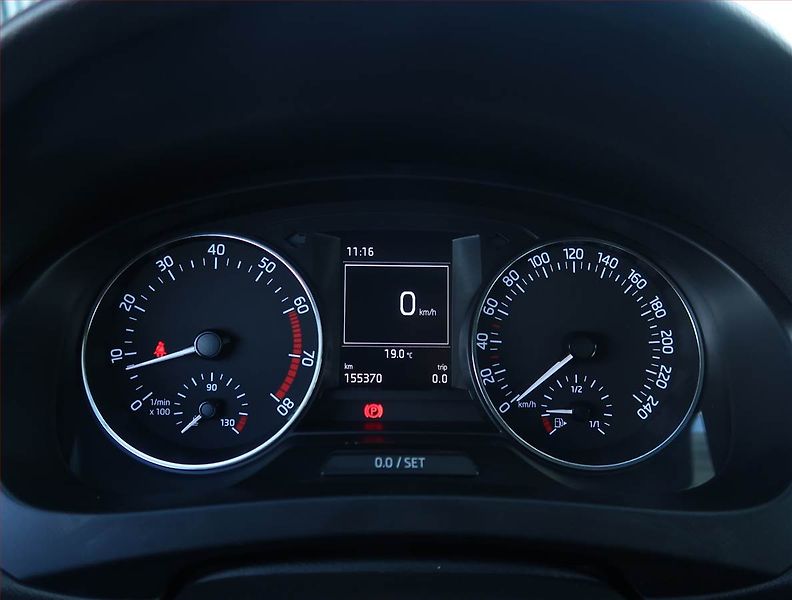 Škoda Rapid (2016) Spaceback 1.2 TSI, Serv.kniha - fotka 11 z 17