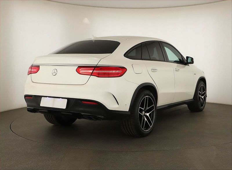 Mercedes-Benz GLE (2016) AMG line 450 4MATIC - fotka 5 z 18