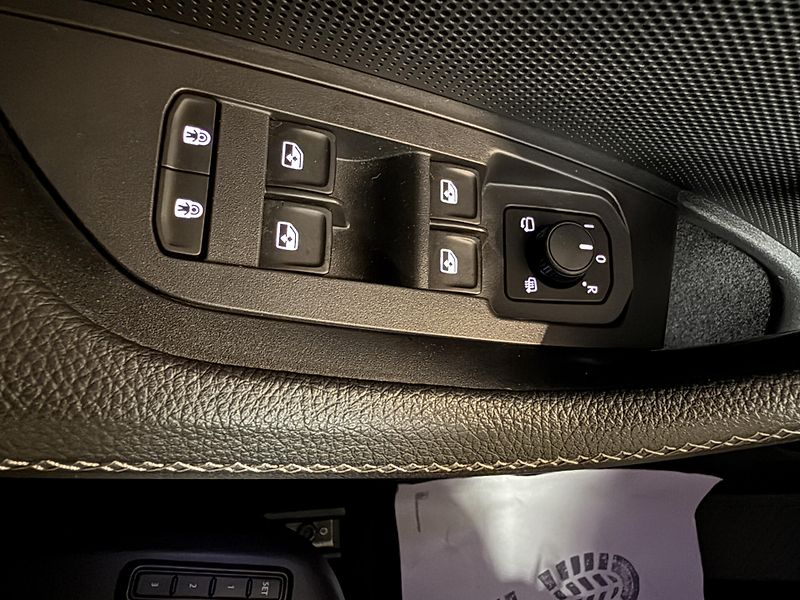 Škoda Kodiaq 2.0 TDI 142 kW Excl. Selection - fotka 26 z 40
