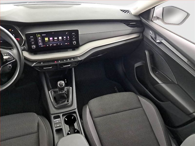 Škoda Octavia (2023) Ambition 2.0 TDI, ČR,1.maj - fotka 8 z 16
