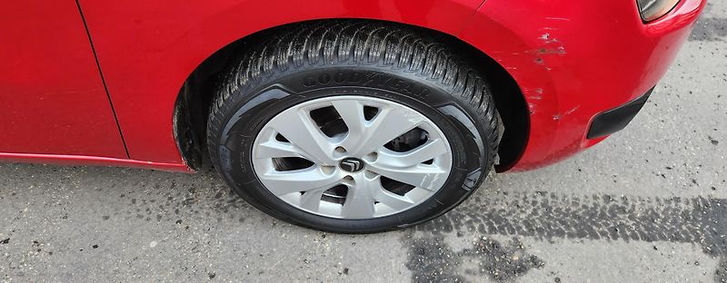 Citroën Grand C4 Picasso (2016) 1.6 HDI 7 MÍST ČR - fotka 25 z 43