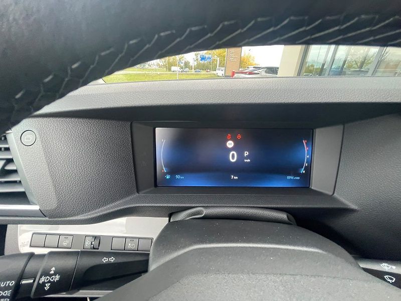Toyota ProAce Verso 2.2D L2 180k AT VIP Skyview - fotka 18 z 30