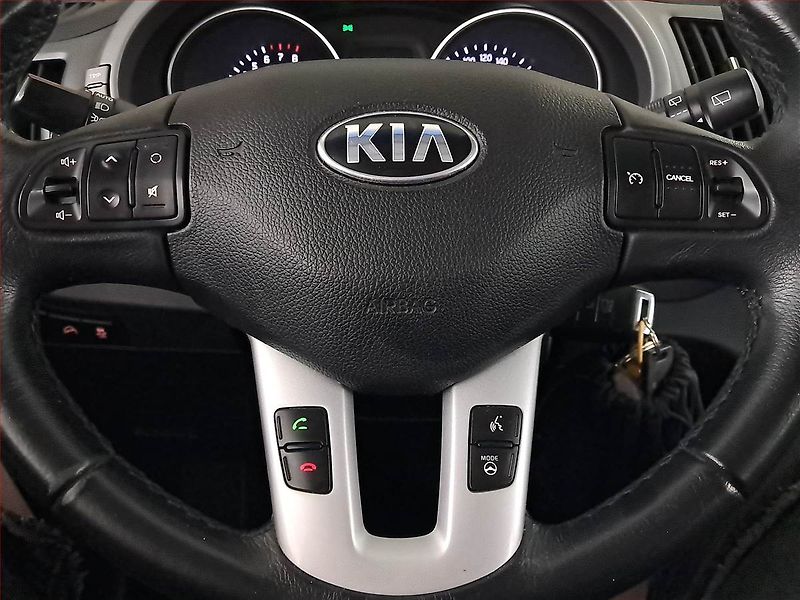 Kia Sportage (2015) 1.6 GDI, Tempomat - fotka 18 z 20