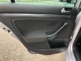 Volkswagen Golf (2011) 2,0TDi STYLE nez. rezervace - náhled 34