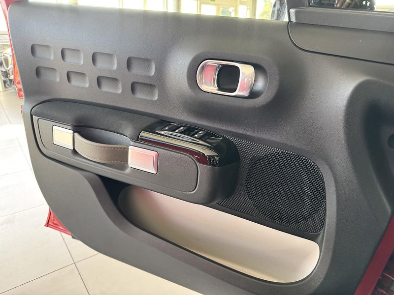 Citroën C3 1,2PT Shine*LED*Aut.Klima*DPH - fotka 26 z 32