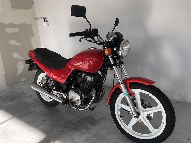 Honda CB 250 - fotka 2 z 14