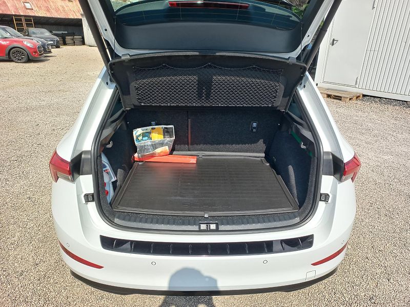 Škoda Scala (2023) 1.5TSi 110kW DSG Monte Carlo - fotka 12 z 24