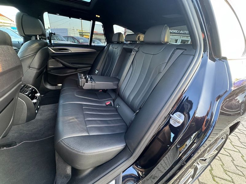 BMW Řada 5 (2018) 540i G31 3,0 250KW MPACKET 4X4 - fotka 37 z 50