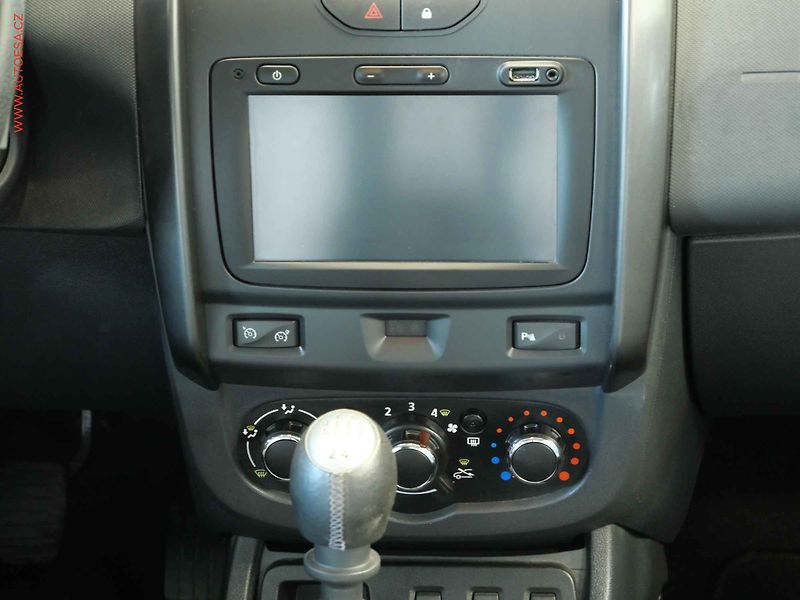 Dacia Duster (2014) 1.2 TCe, STK7/28 - fotka 13 z 21