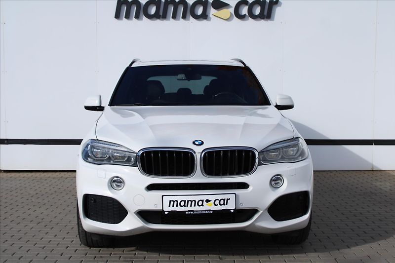 BMW X5 xDrive 30d 190kW M PAKET ČR - fotka 2 z 28