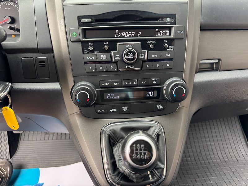 Honda CR-V (2011) 2.2 i DTEC, 4x4 - fotka 19 z 32