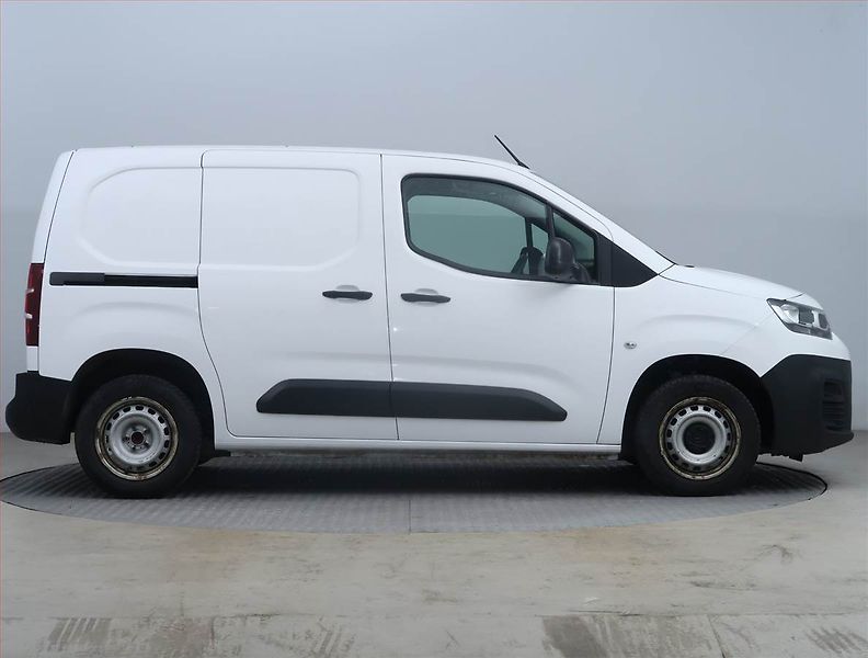 Citroën Berlingo (2021) 1.5 BlueHDi, ČR, 1Maj, DPH - fotka 6 z 13