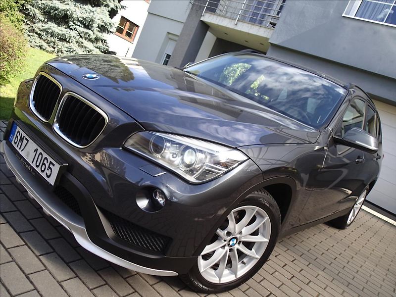 BMW X1 2,0 135 kW, 4x4 - fotka 9 z 47