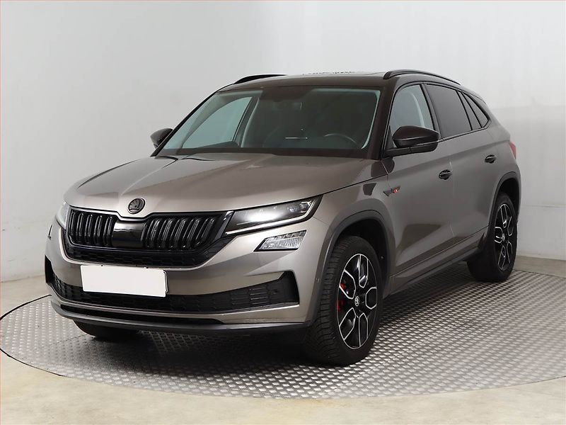 Škoda Kodiaq (2022) GT 2.0 TSI 4x4 - fotka 2 z 23